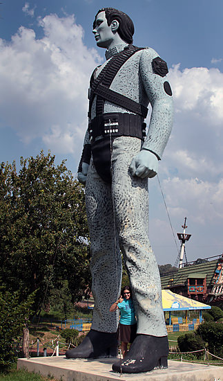 Michael Jackson statue at Santarama Miniland
