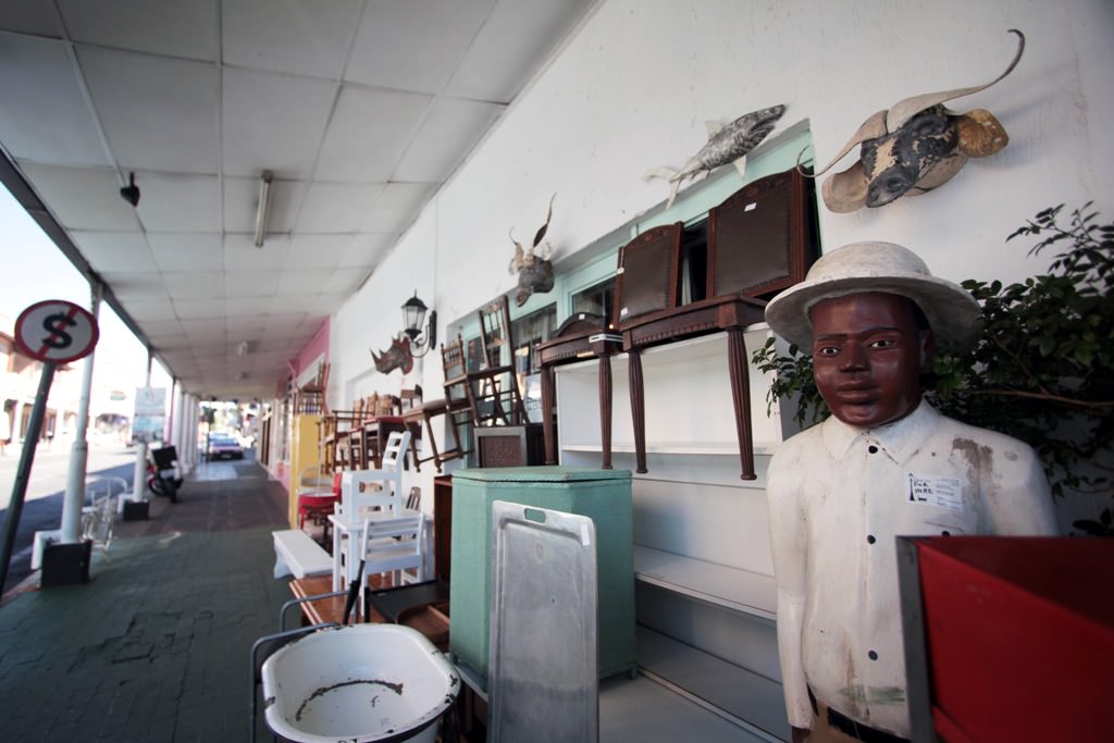 Norwood - Lampost outside