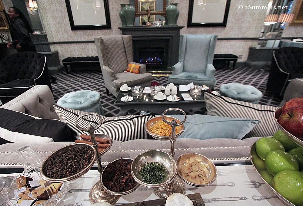 tea setup 54 on Bath