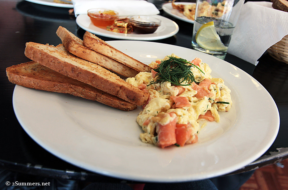 Service Station breakfast