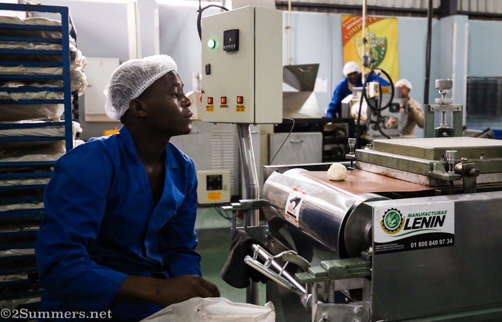 Azteca Mexican food tortilla making