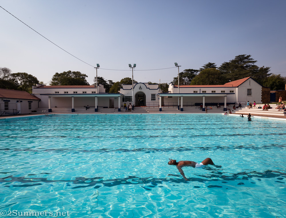 Wide shot of the Zoo Lake Pool