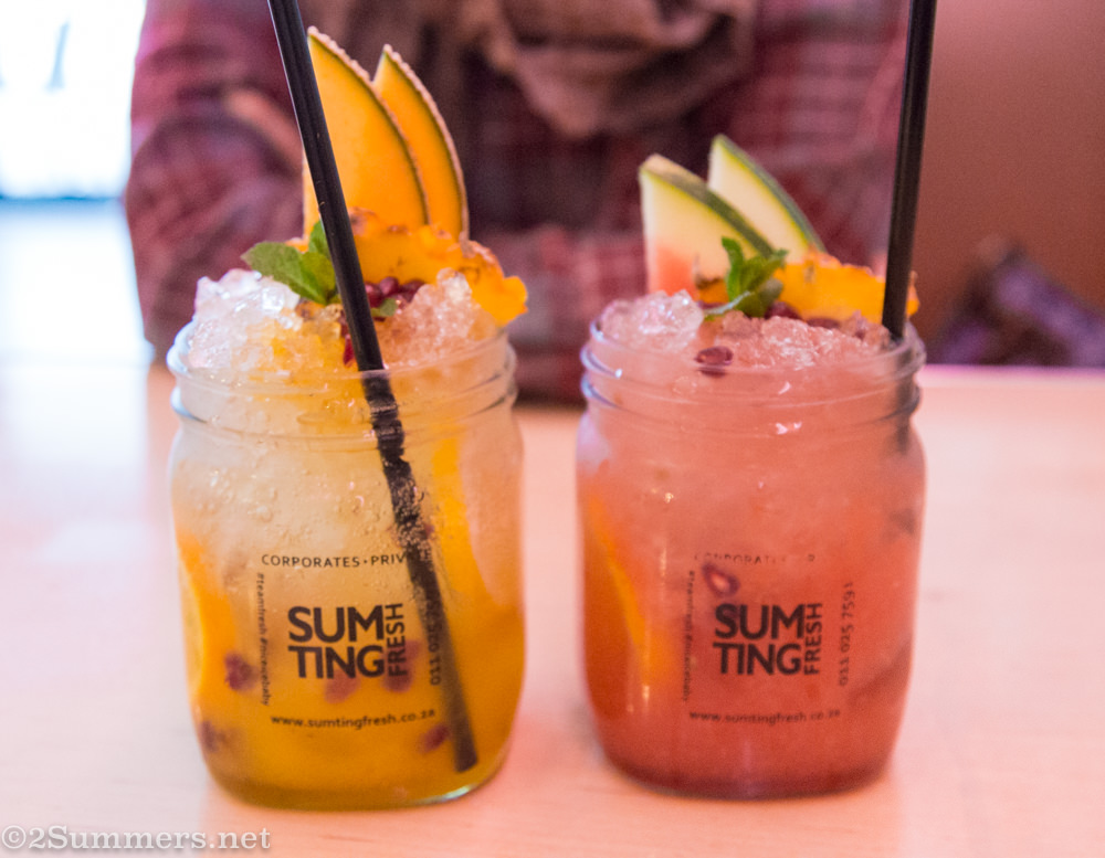 Sumting Fresh jam jar cocktails