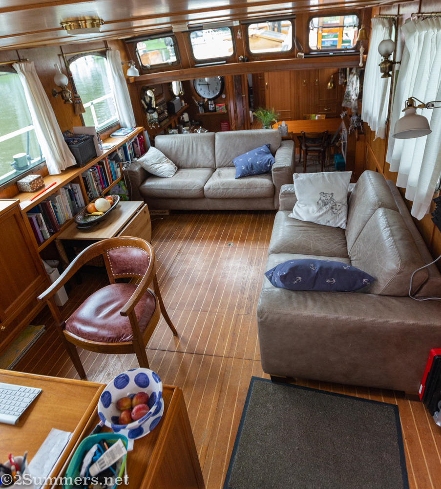 Hendrika the boat interior