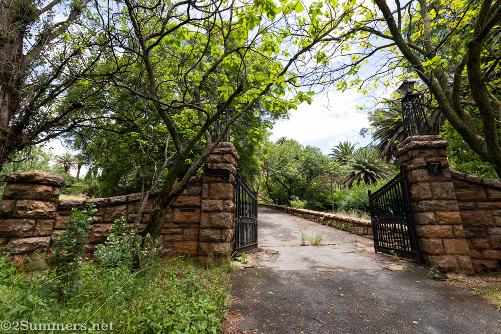 The entrance to Quisisana on Rose Road