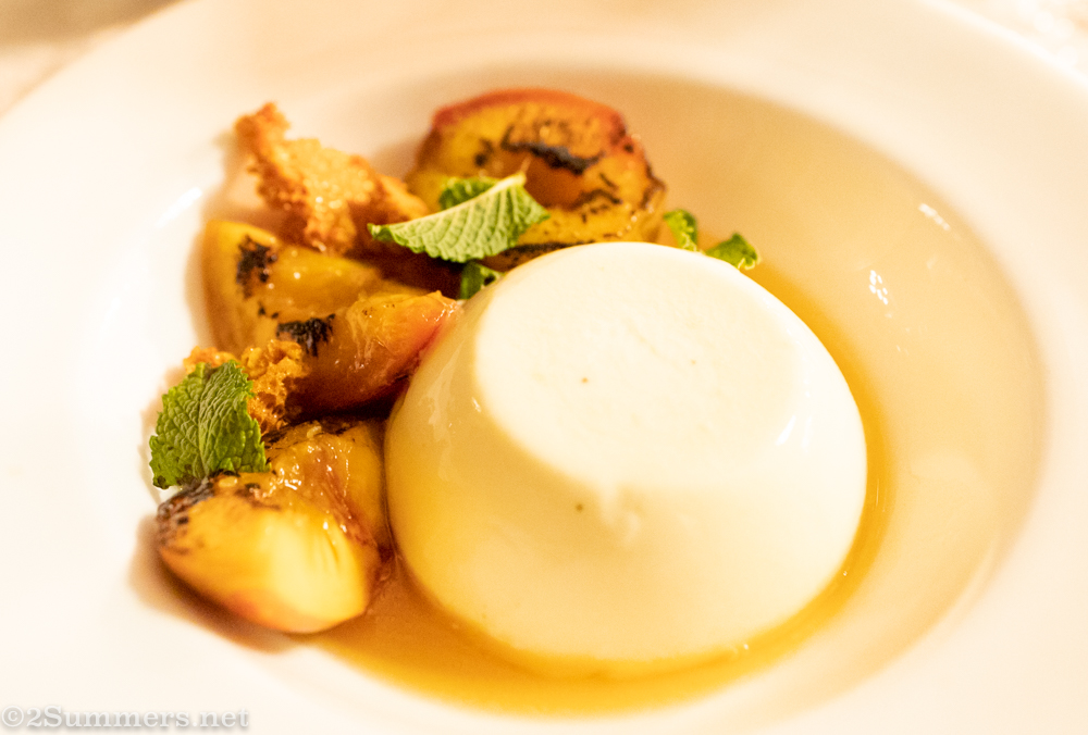 Grilled nectarine panacota