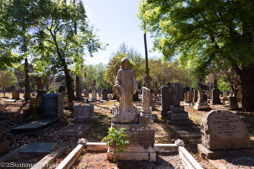 Angel statue in Brixton Cemetery