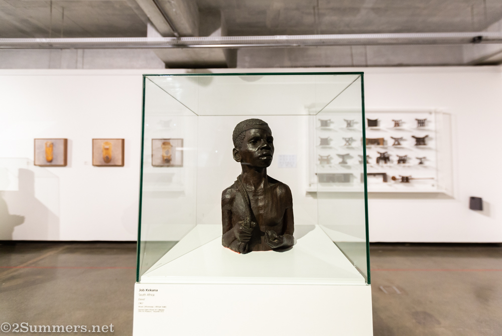 Job Kekana sculpture