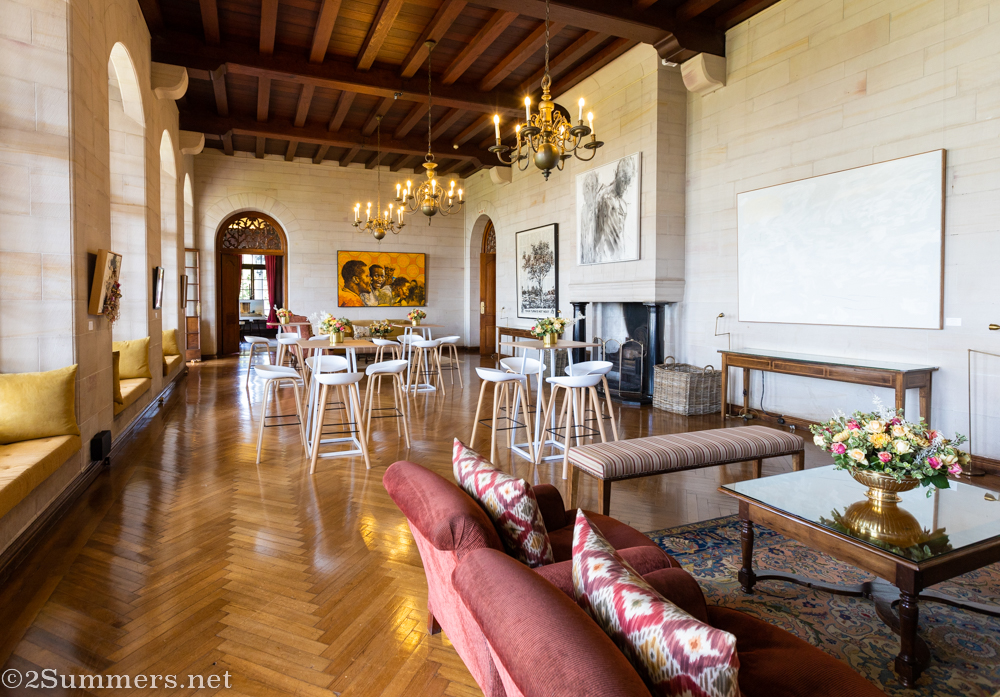 Villa Arcadia dining room