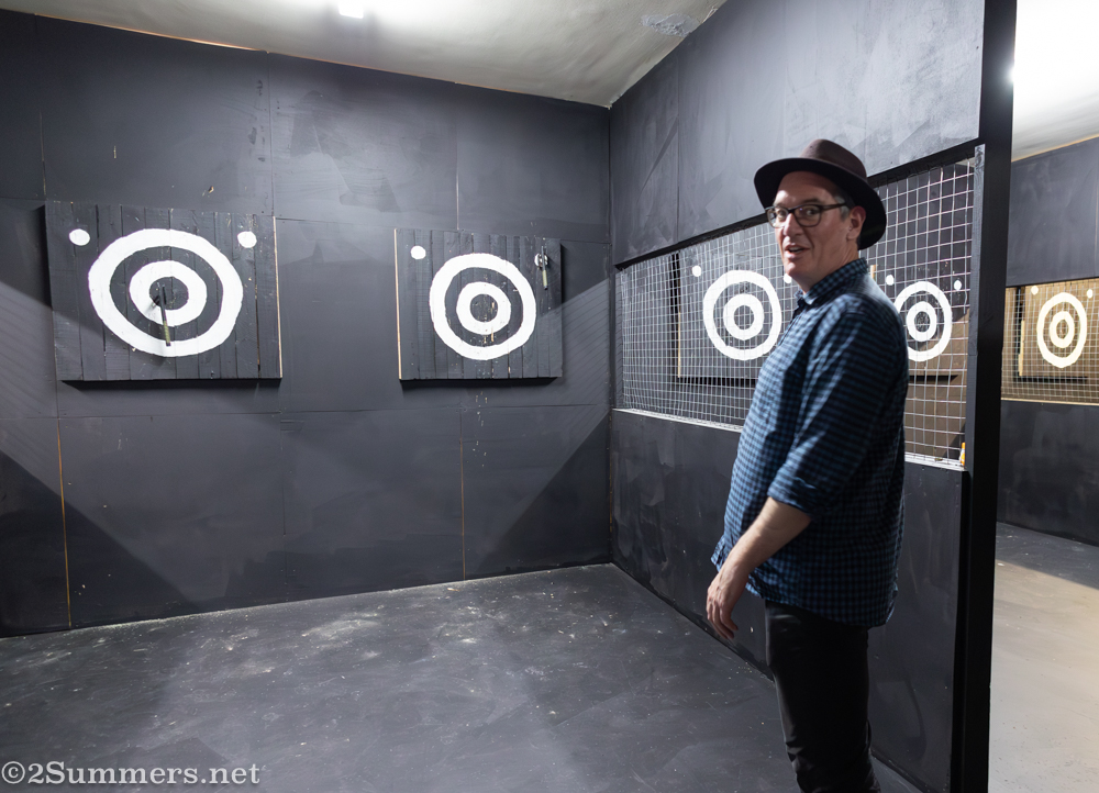 Thorsten throwing an axe