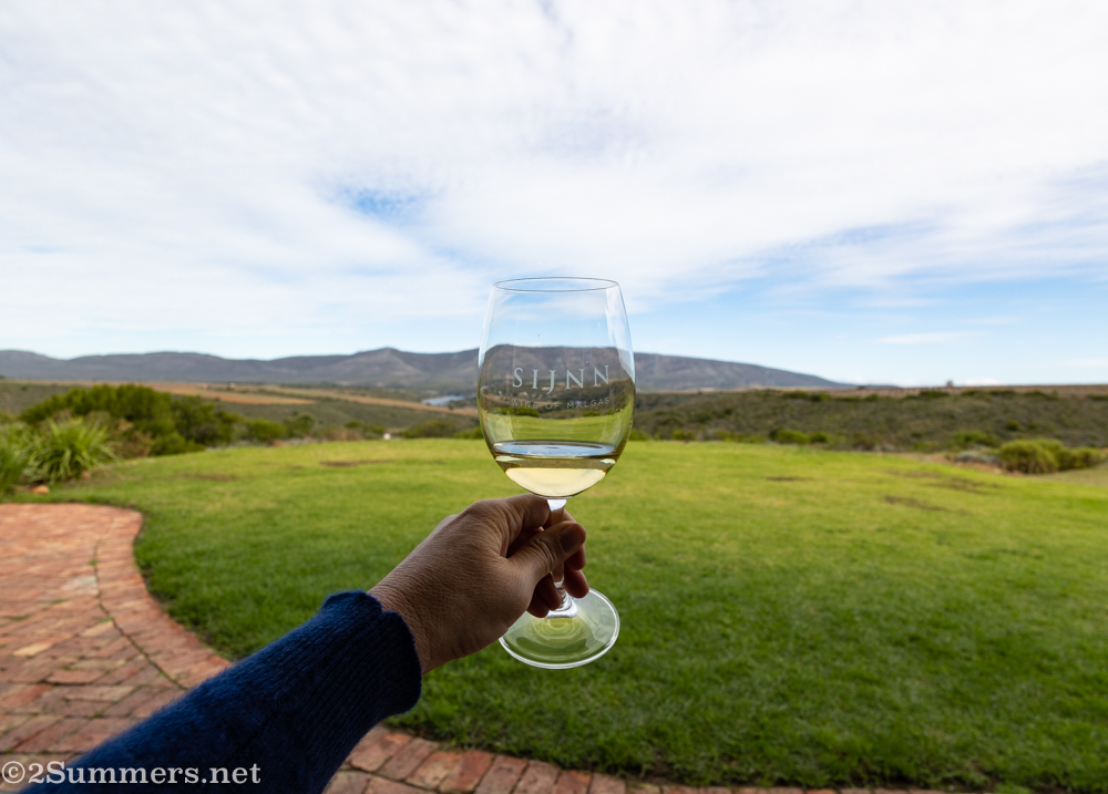 Wine and view at Sjinn