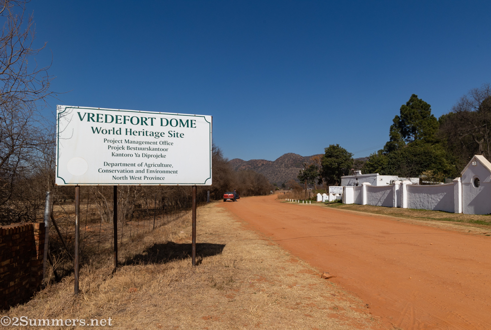 Vredefort Dome sign
