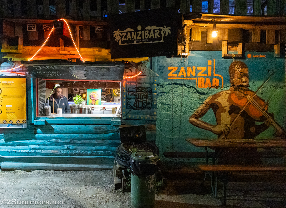 Bar at Bahnwärter Thiel